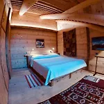Apartament Stunning Luxury House